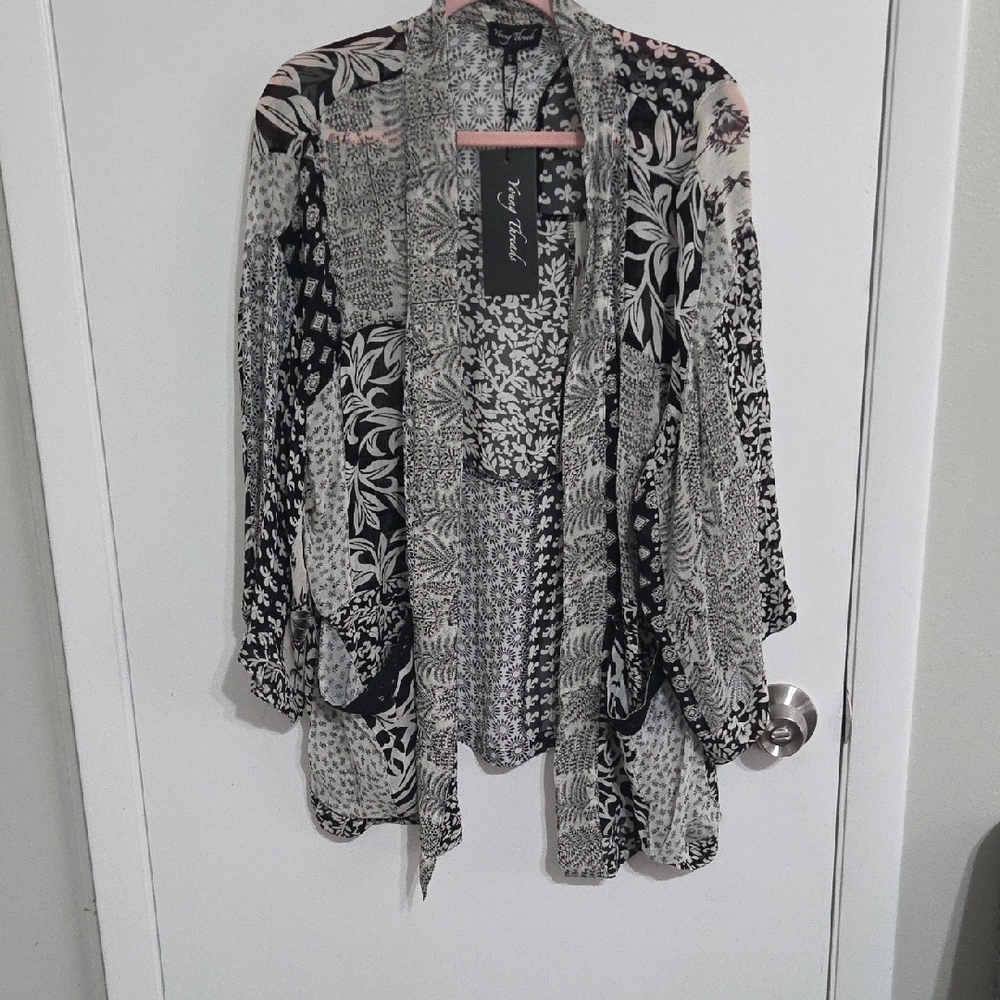 Chic Black and White Women's Cardigan